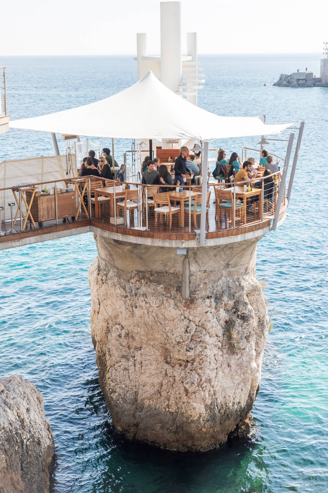 Le Plongeoir Restaurant, Nice, France by Cattie Coyle Photography. © 2019, all rights reserved.